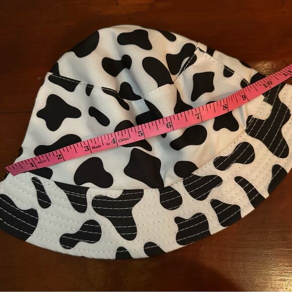 Cow Print Bucket Hat Black White Animal Summer Festival Coastal Cowgirl - Picture 6 of 7